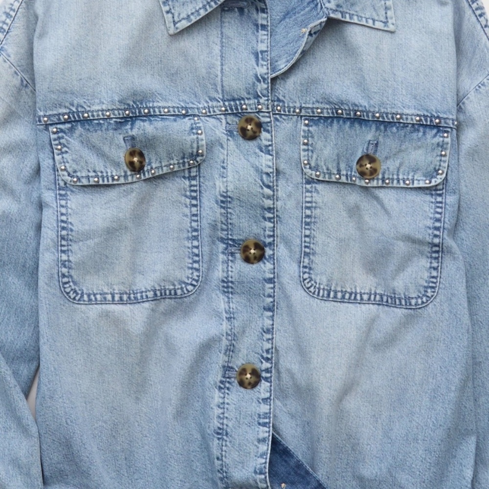 AE American Eagle Studded Denim Shacket - Picture 4 of 8
